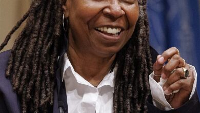 SHOCKING NEWS: Whoopi Goldberg is heavily condemned. Recently, Whoopi Goldberg received donations of up to 50 million USD from many people and went directly to the forest fire area in Los Angeles, but the day before she was not at home and took the money away, the police…